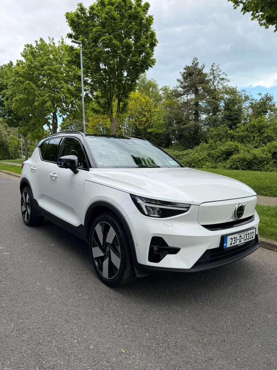 Volvo XC40 2023 Low Mileage - Image 1