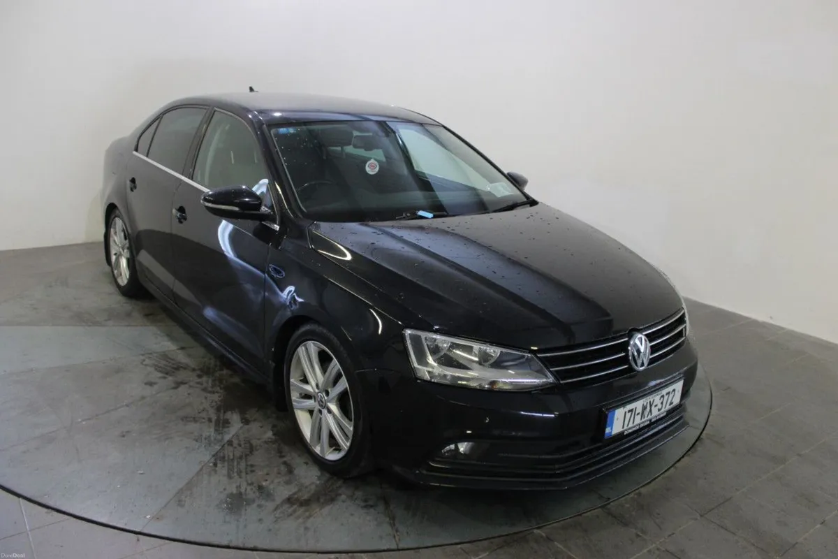 Volkswagen Jetta 2.0 TDI 110HP Highline - Image 1