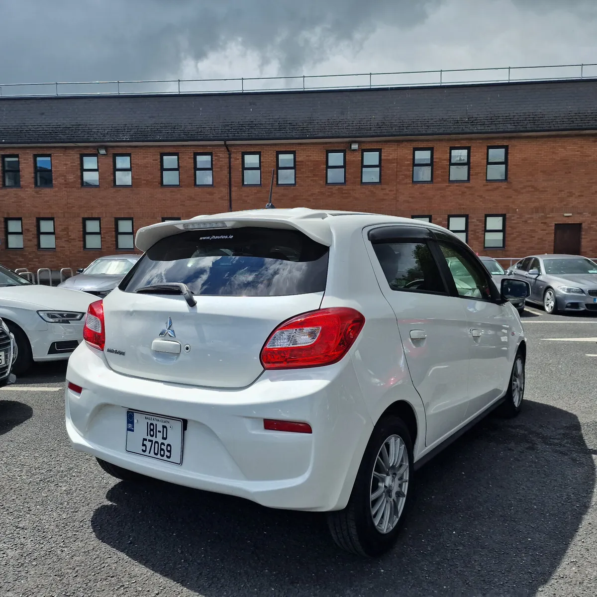 Mitsubishi Mirage 2018 Automatic - Image 3