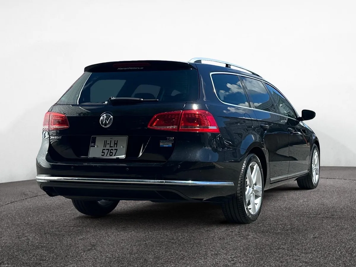 2011 Black VW Passat Estate - Image 3