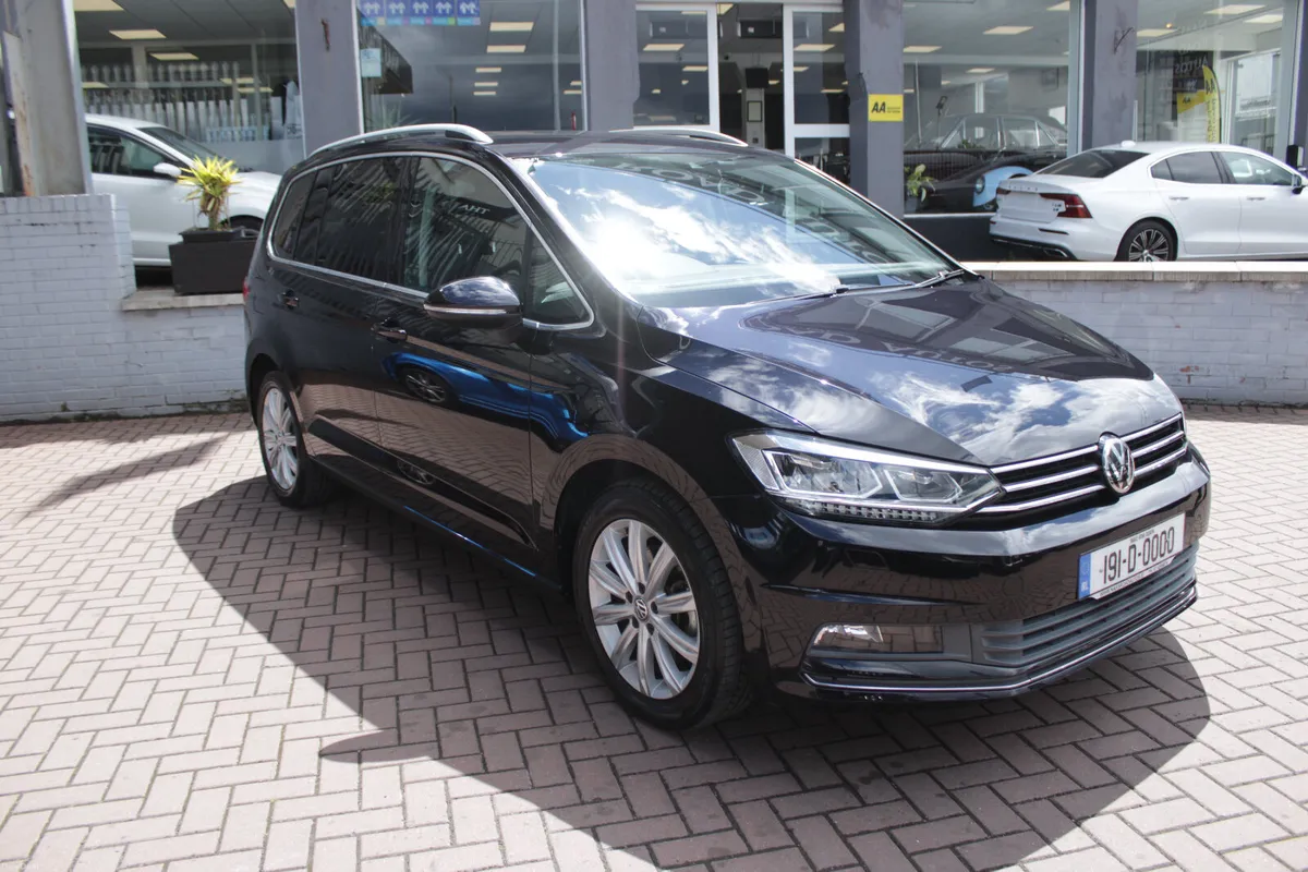 1.4 TSI HIGHLINE 7 SEATER AUTOMATIC - Image 1