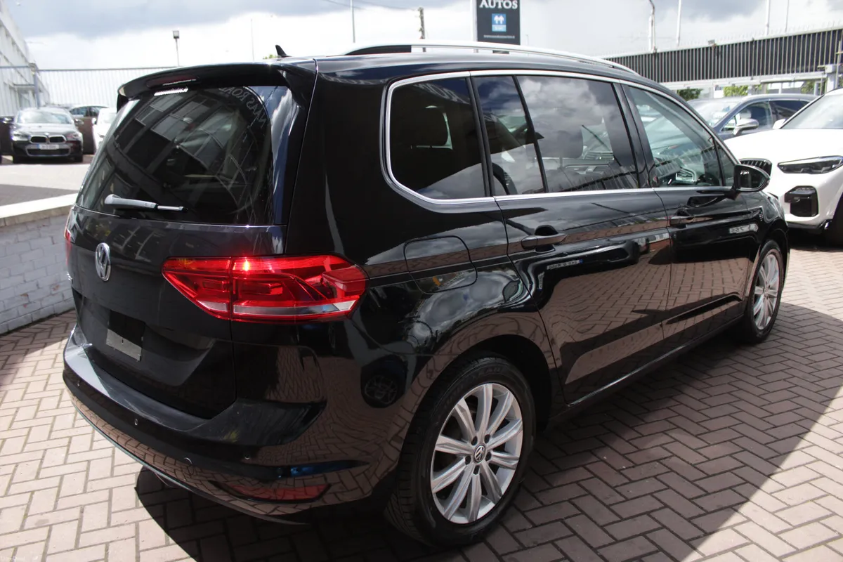 1.4 TSI HIGHLINE 7 SEATER AUTOMATIC - Image 4