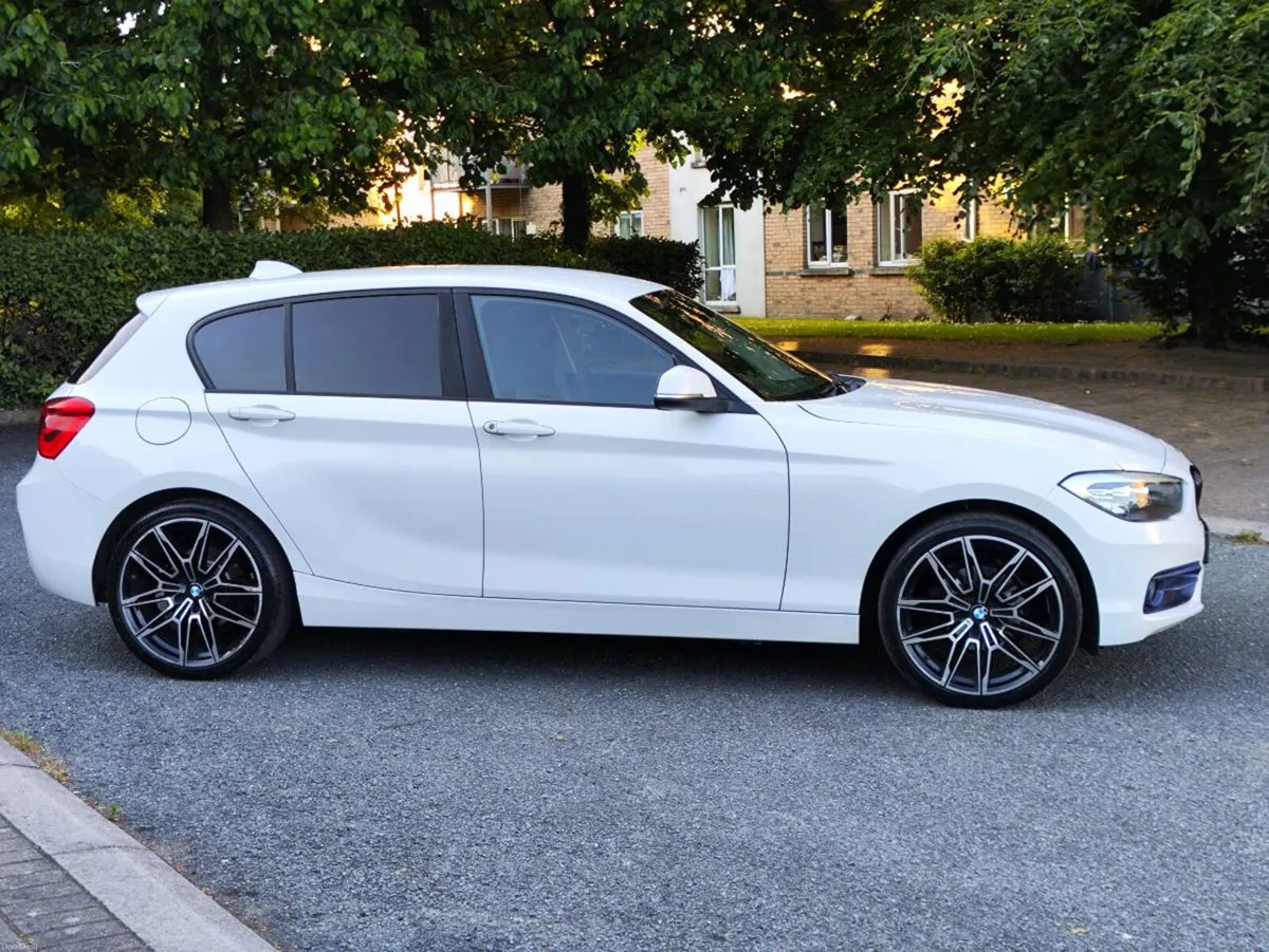 171 BMW 1- Series SPORT low mileage - Image 4