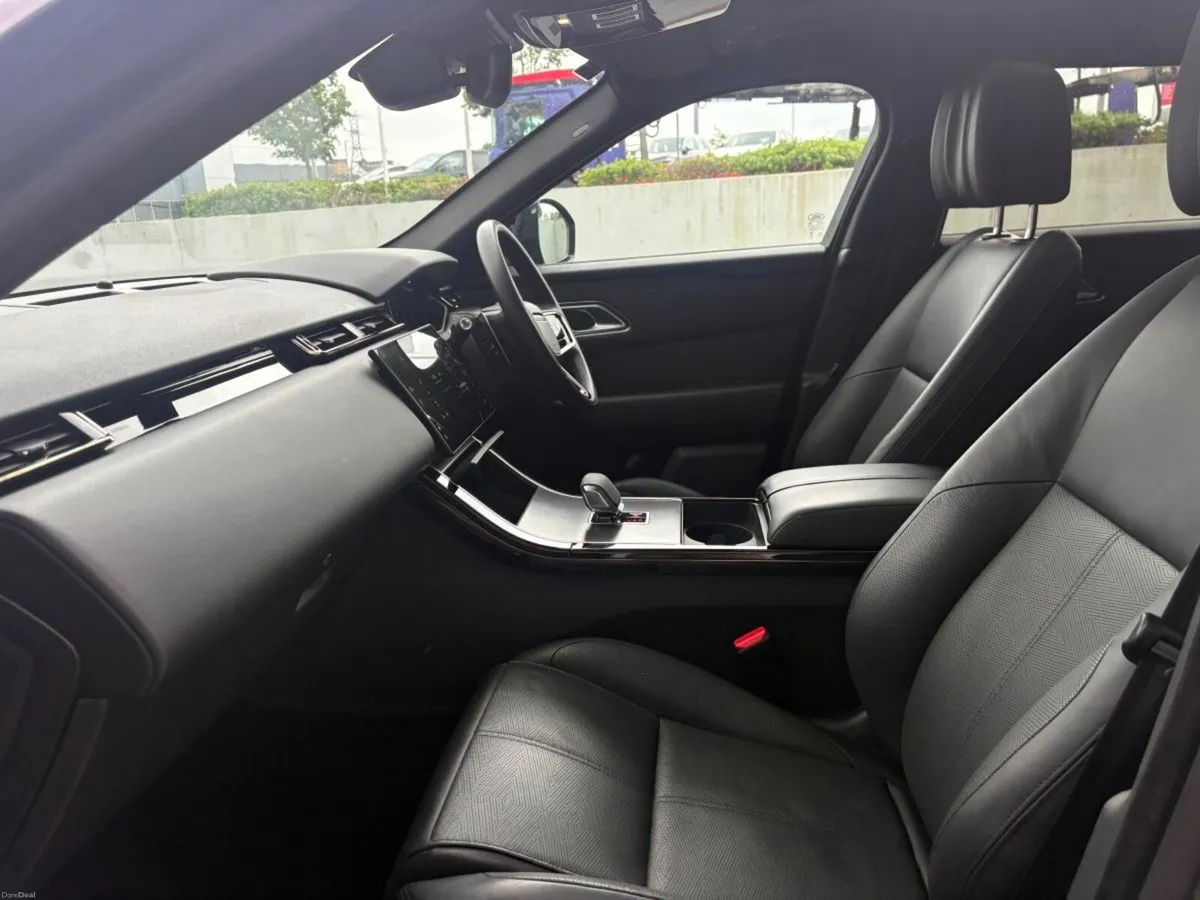 Land Rover Range Rover Velar Dynamic SE / Glass Ro - Image 4