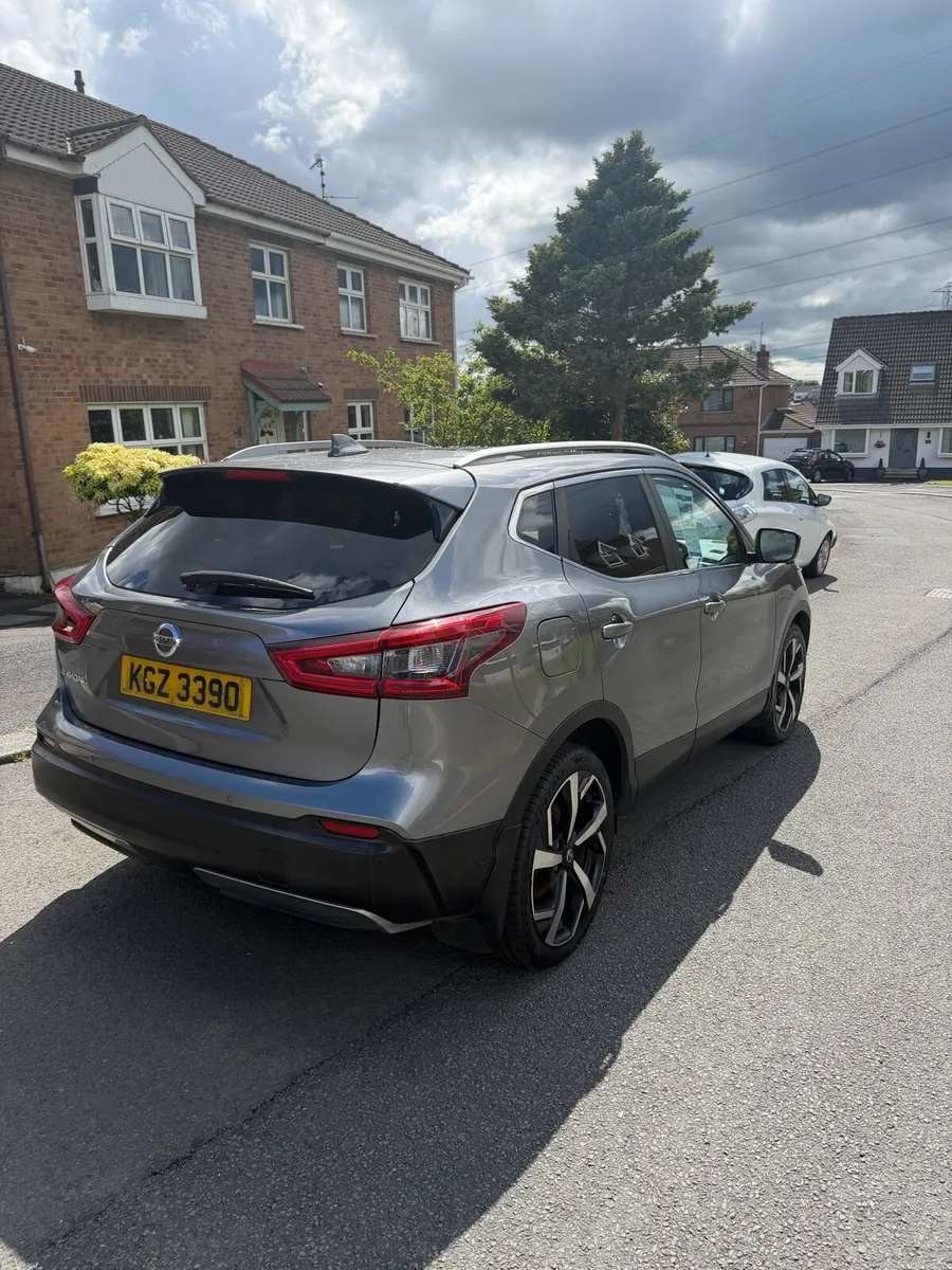 Stunning Nissan Qashqai Tekna 1.5 dCi for sale - Image 4