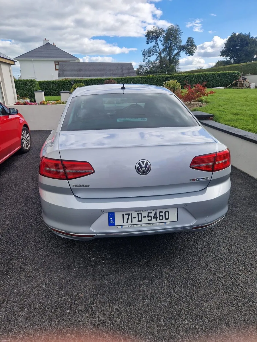 Volkswagen Passat 2017 - Image 4