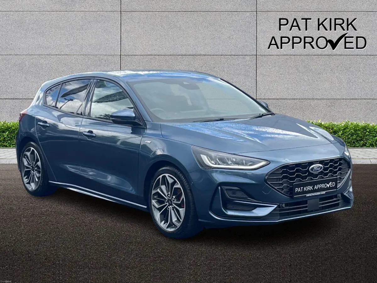 Ford Focus Hatchback ST-Line X - Image 1