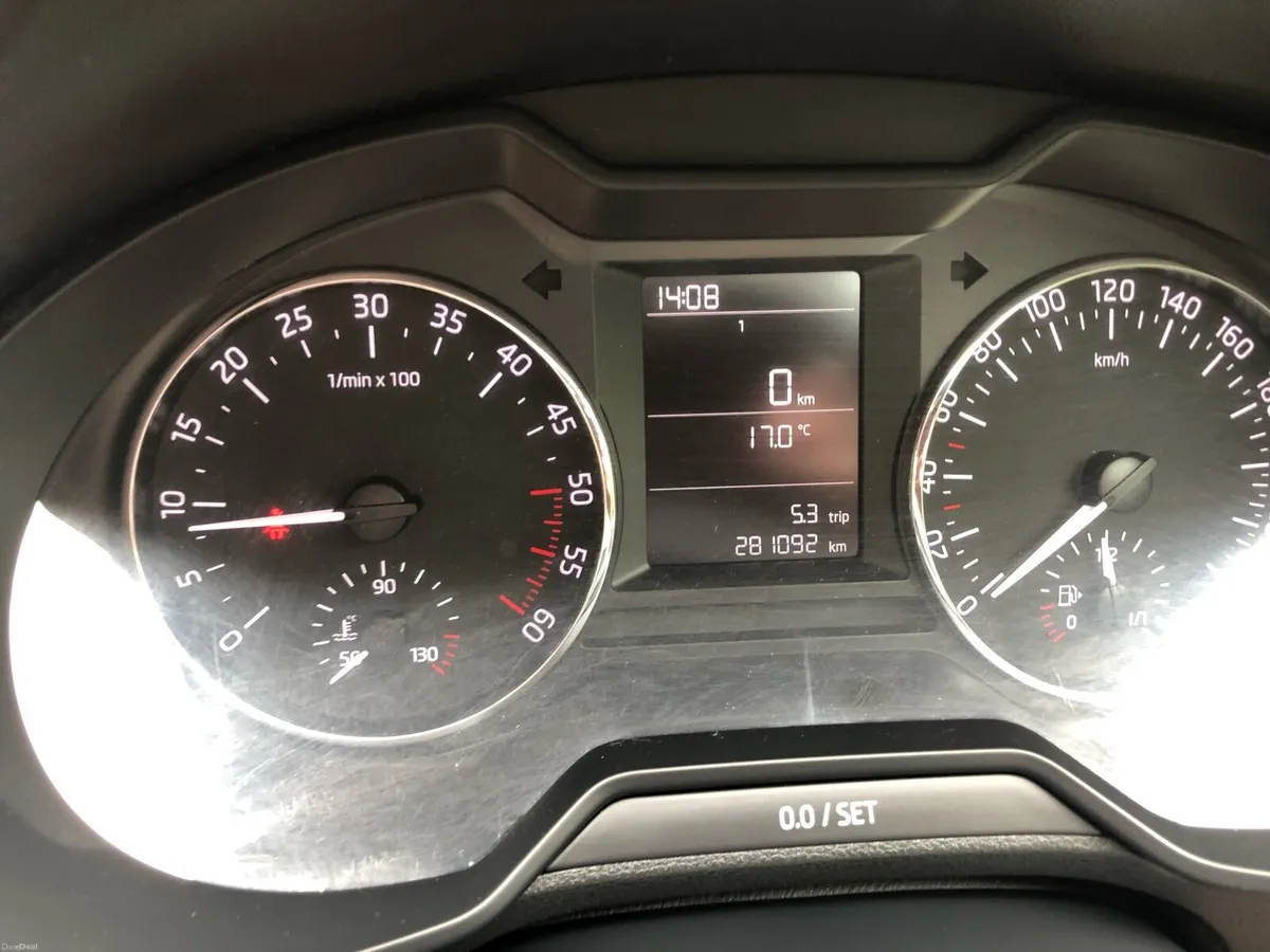 Skoda Octavia Diesel - Image 6