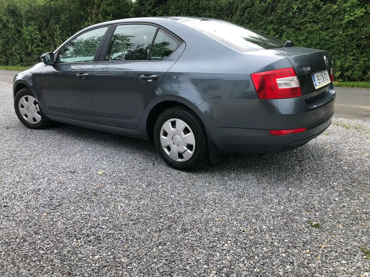 Skoda Octavia Diesel - Image 3