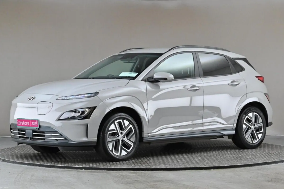 Hyundai KONA EV PREMIUM - Image 4