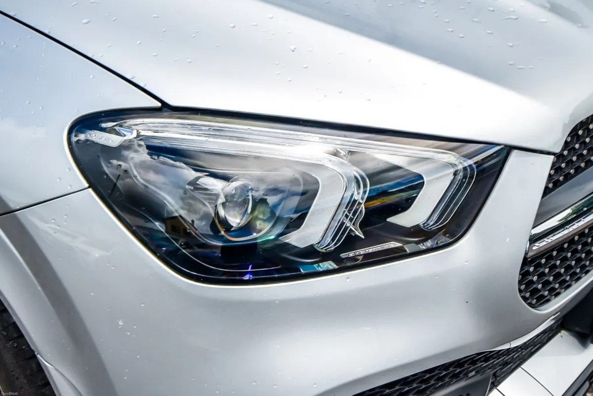 Mercedes-Benz GLE 7 Seat 300d AMG 4Matic 245bhp - Image 5