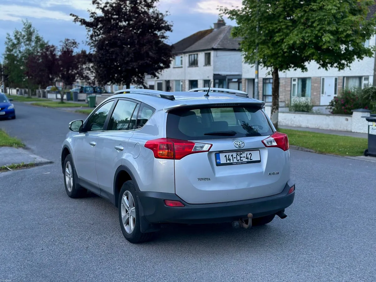 141 Toyota RAV4 2.0D4D €5800 - Image 3