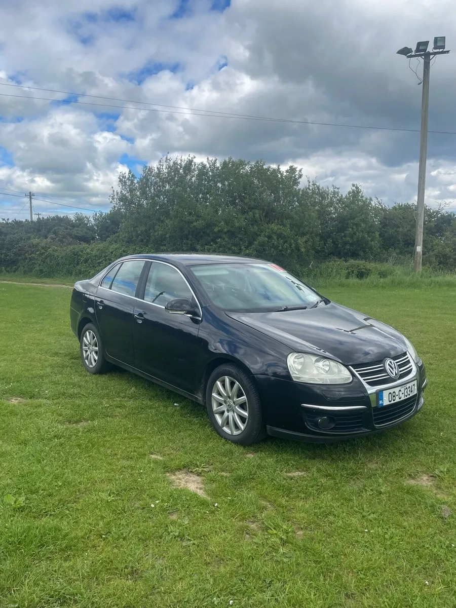 Volkswagen Jetta TSI 1.6L - Image 2