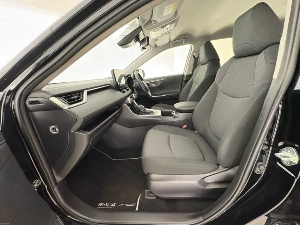 Toyota RAV4 Luna Hybrid - Image 6