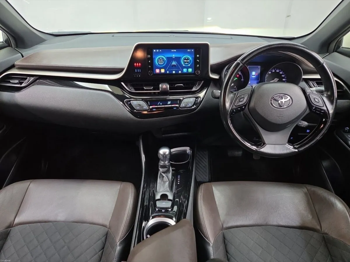 Toyota C-HR G 1.8 Hybrid *Top spec* - Image 4
