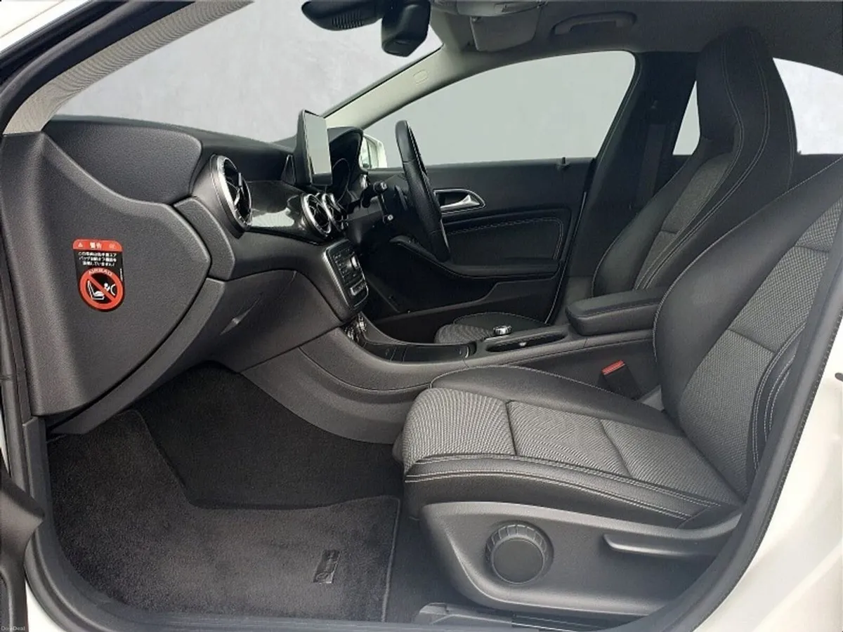 Mercedes-Benz CLA ** 180 AMG STYLE ** TRINITY MOTO - Image 6