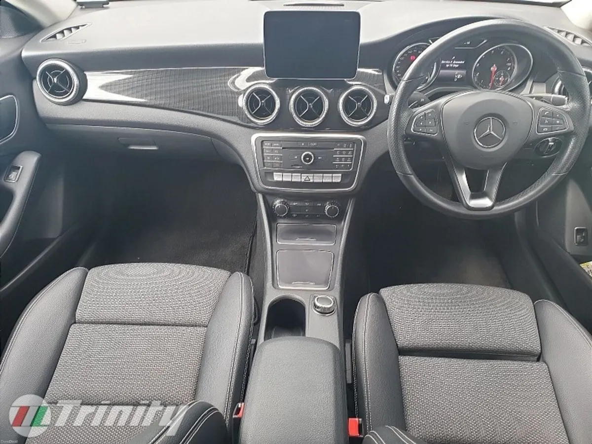 Mercedes-Benz CLA ** 180 AMG STYLE ** TRINITY MOTO - Image 2