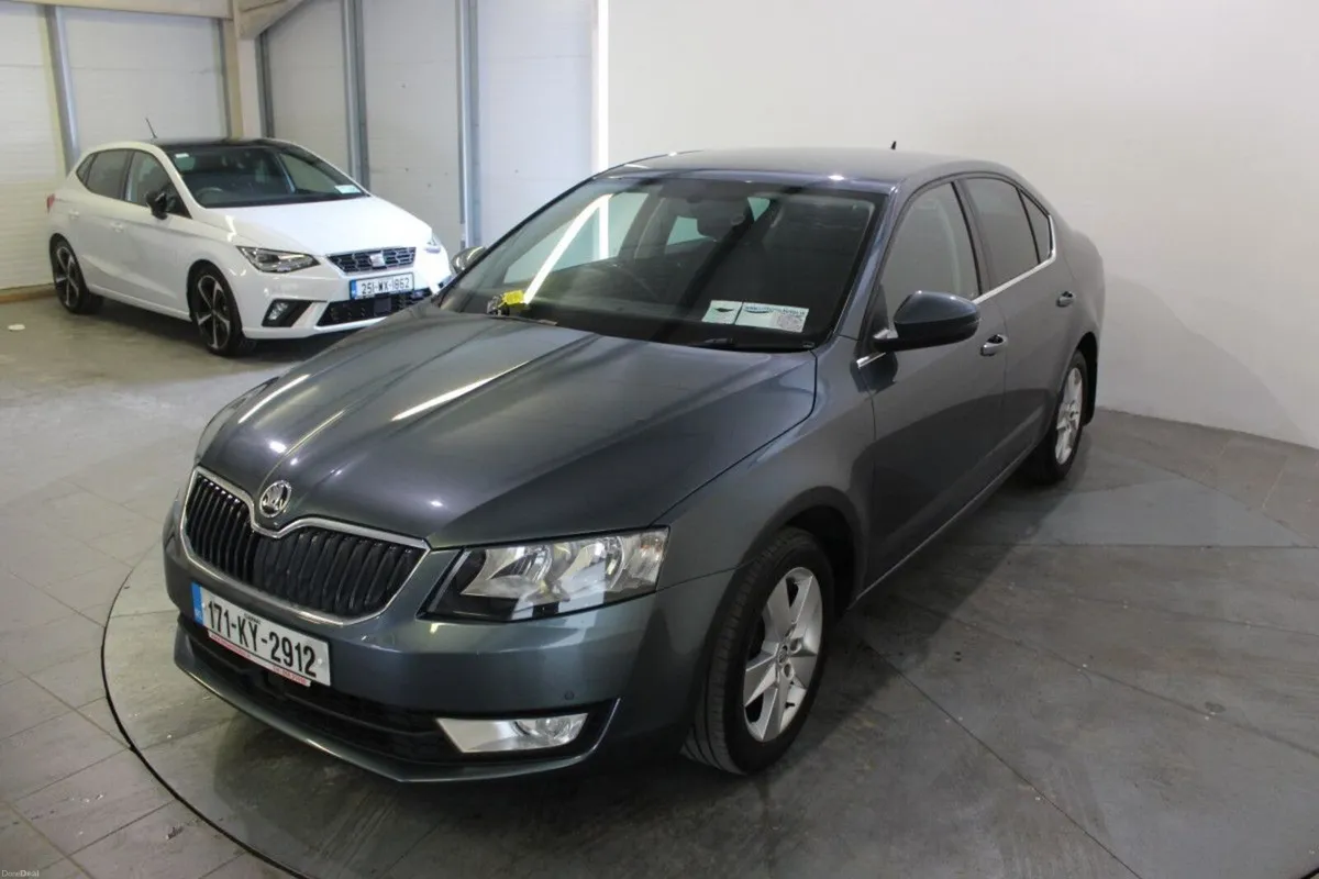 Skoda Octavia AMBITION 2.0TDI 150HP - Image 4