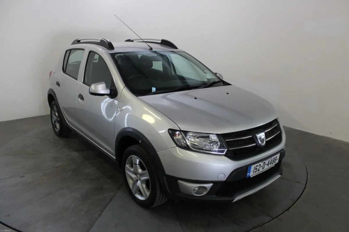Dacia Sandero Stepway 1.5 dCi 90 SIGNATURE - Image 1