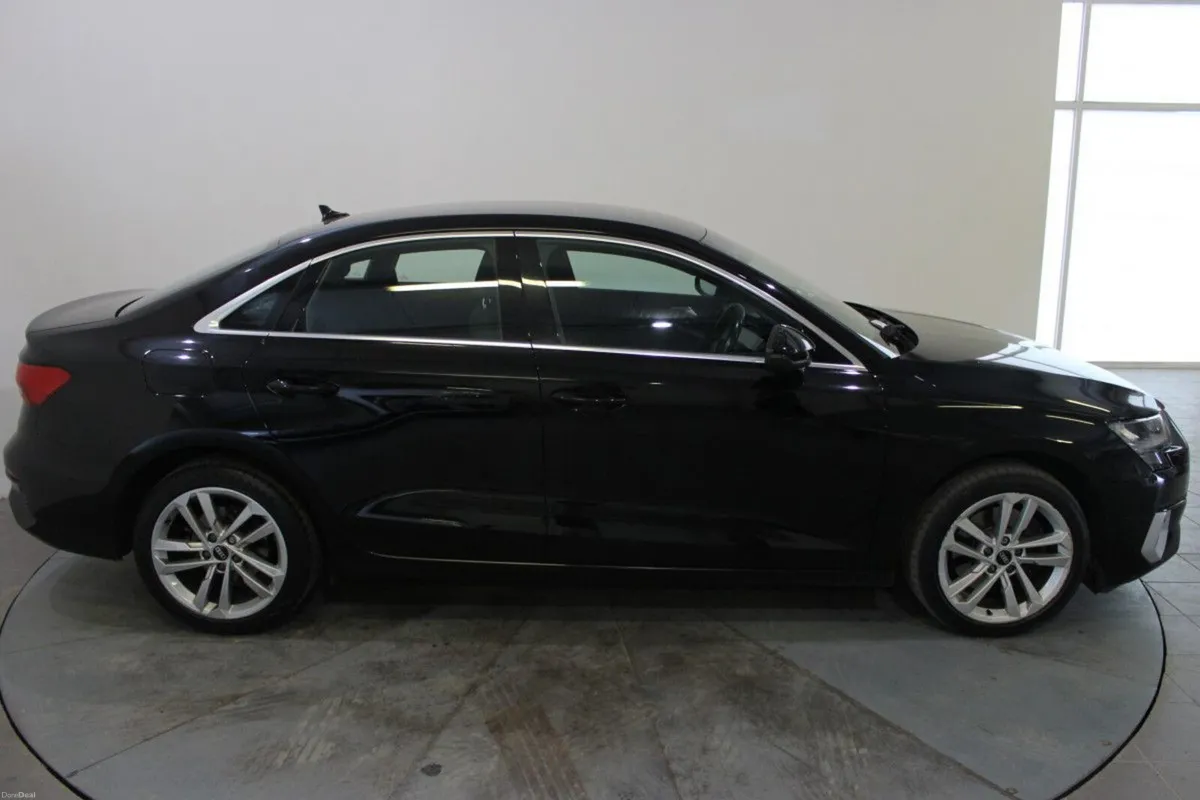 Audi A3 30 TDI 116HP SE - Image 4