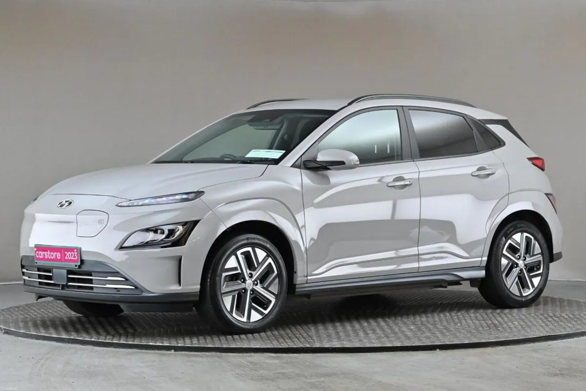 Hyundai KONA EV PREMIUM - Image 4