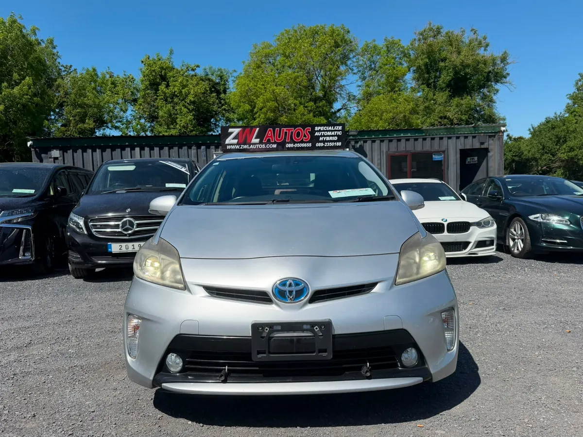 12 TOYOTA PRIUS 1.8 HYBRID - Image 3