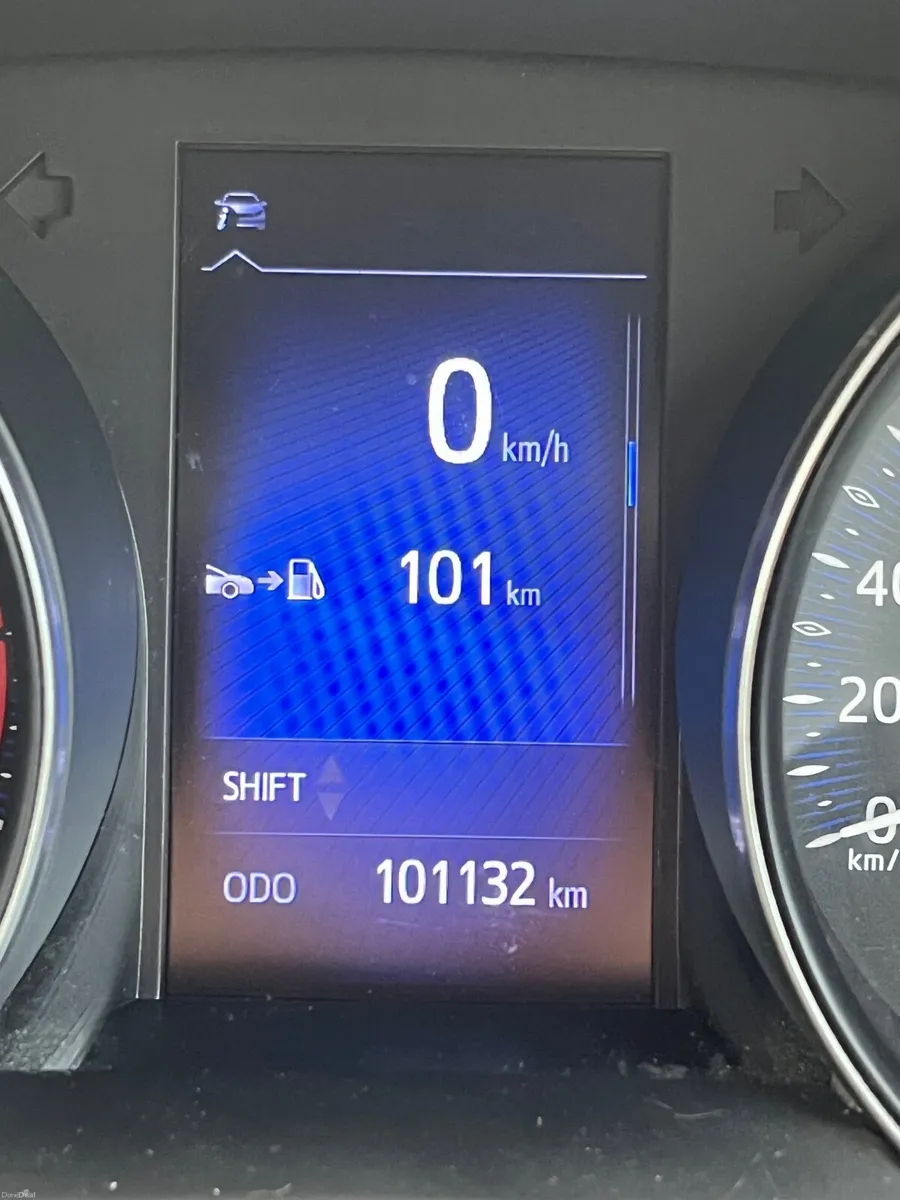 Toyota C-HR 2017 - Image 3