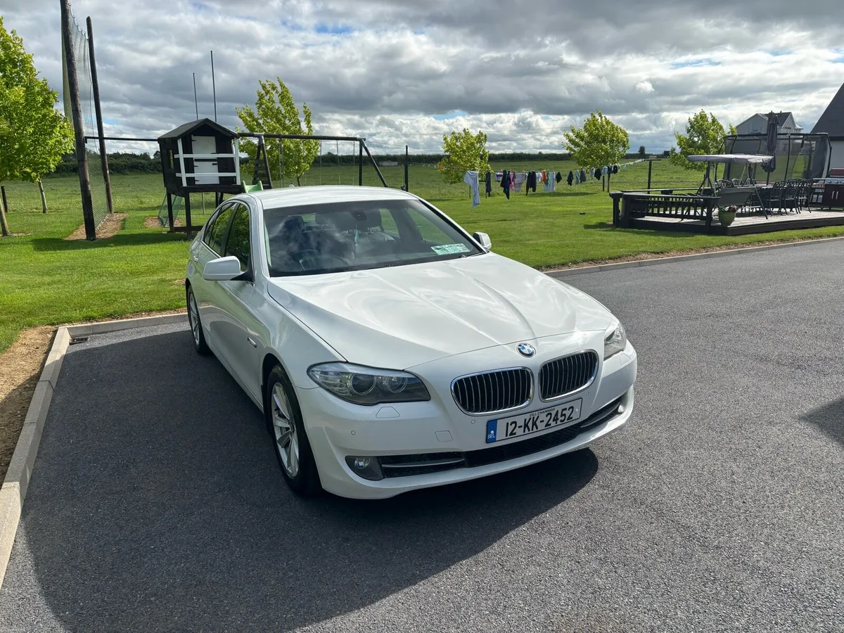 BMW 520D Manual - Image 4