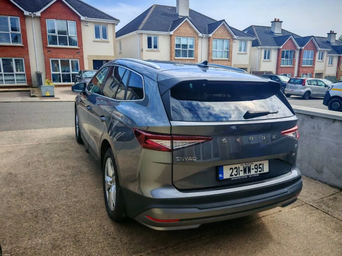 Skoda Enyaq iV80 Grey - Image 4