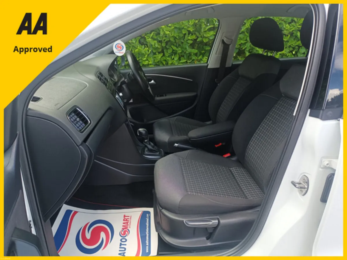 Volkswagen Polo 1.2 TSI Automatic, 2016 - Image 2