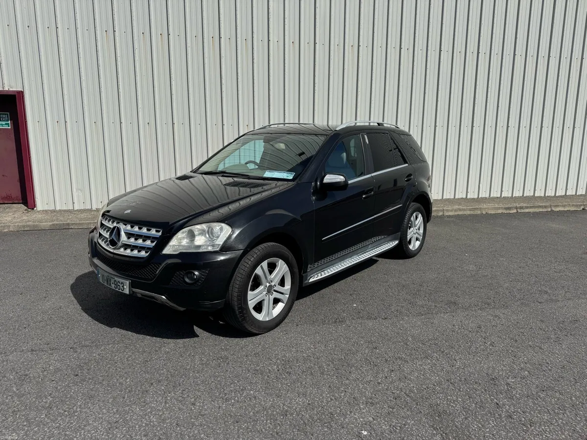 2010 Mercedes-Benz M-Class 280 CDI 4 Matic - Image 3