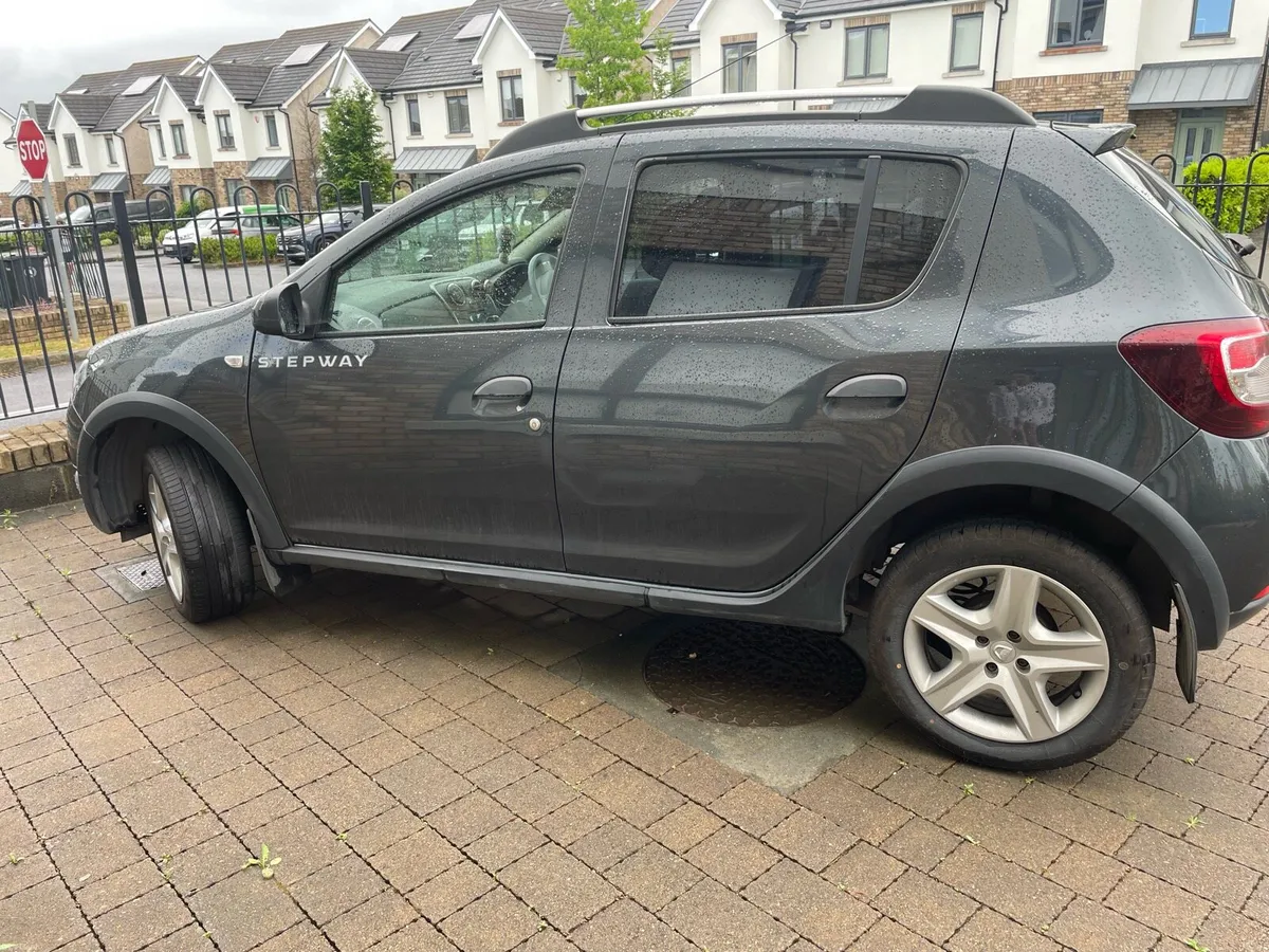 Dacia Sandero 2016 - €6800 O.N.O - Image 4