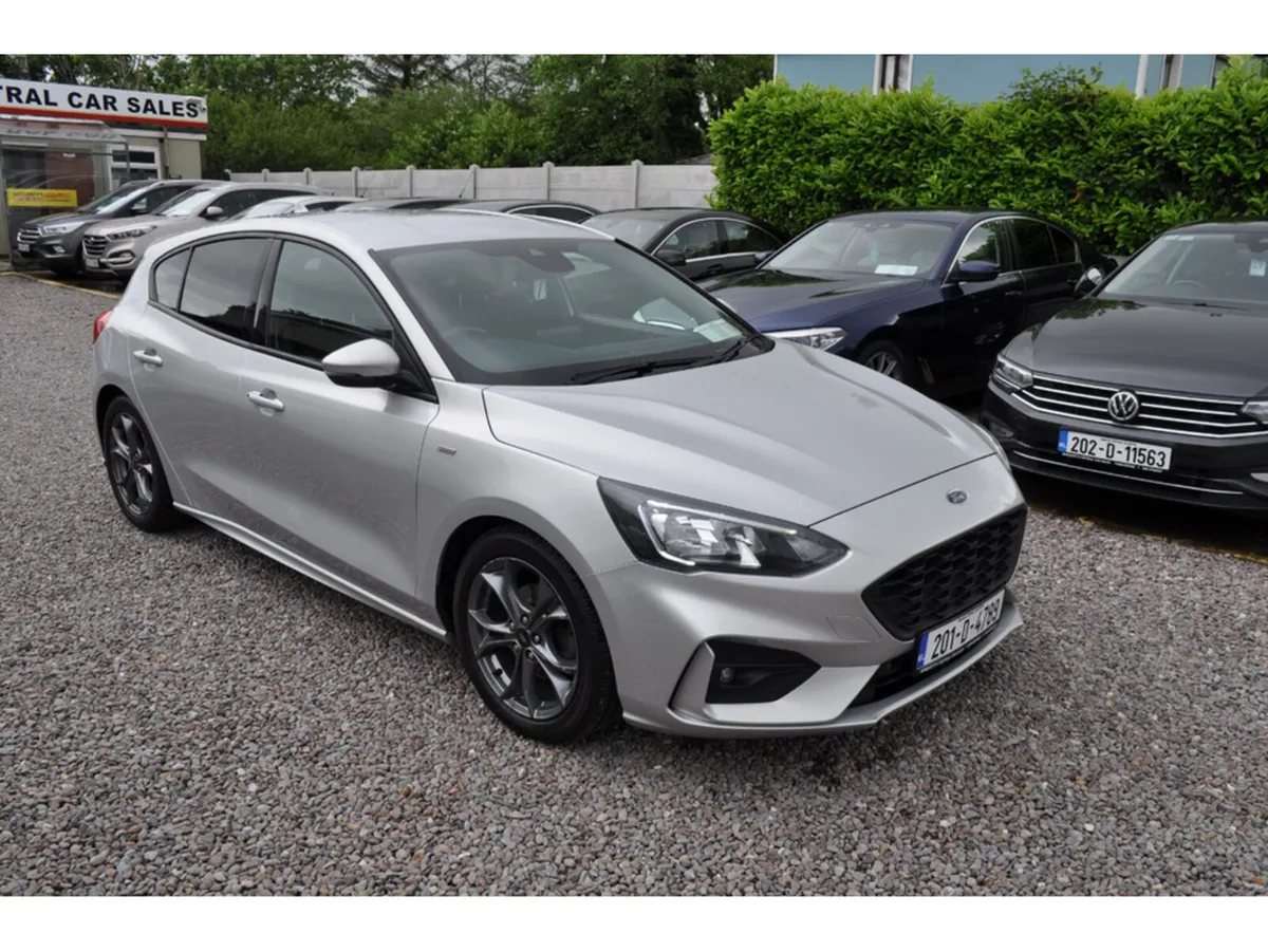 Ford Focus ST-LINE 5DR 1.5 TD 120 S6.2 M6 4DR - Image 1
