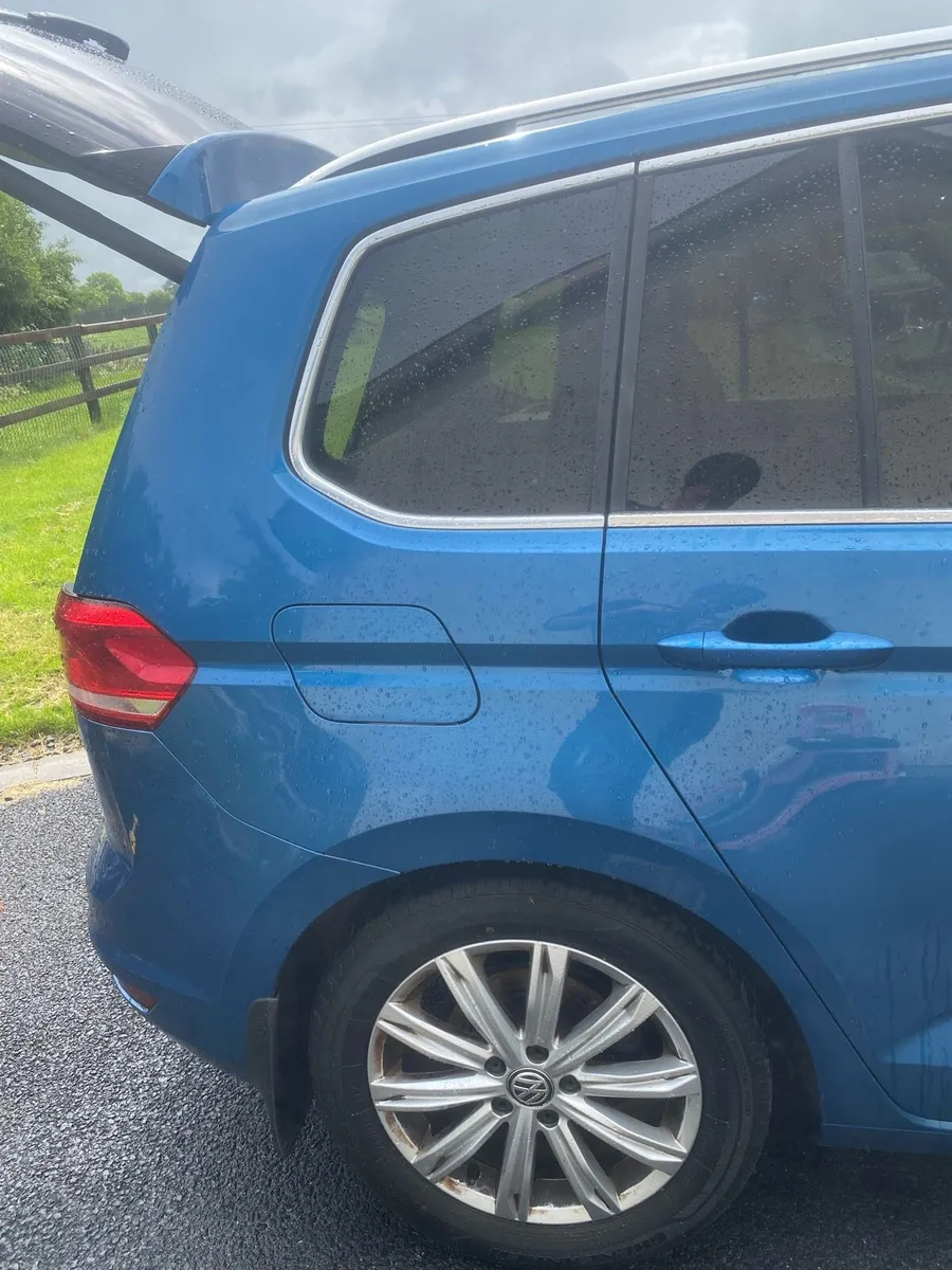7 seater 2018 Volkswagen Touran - Image 6