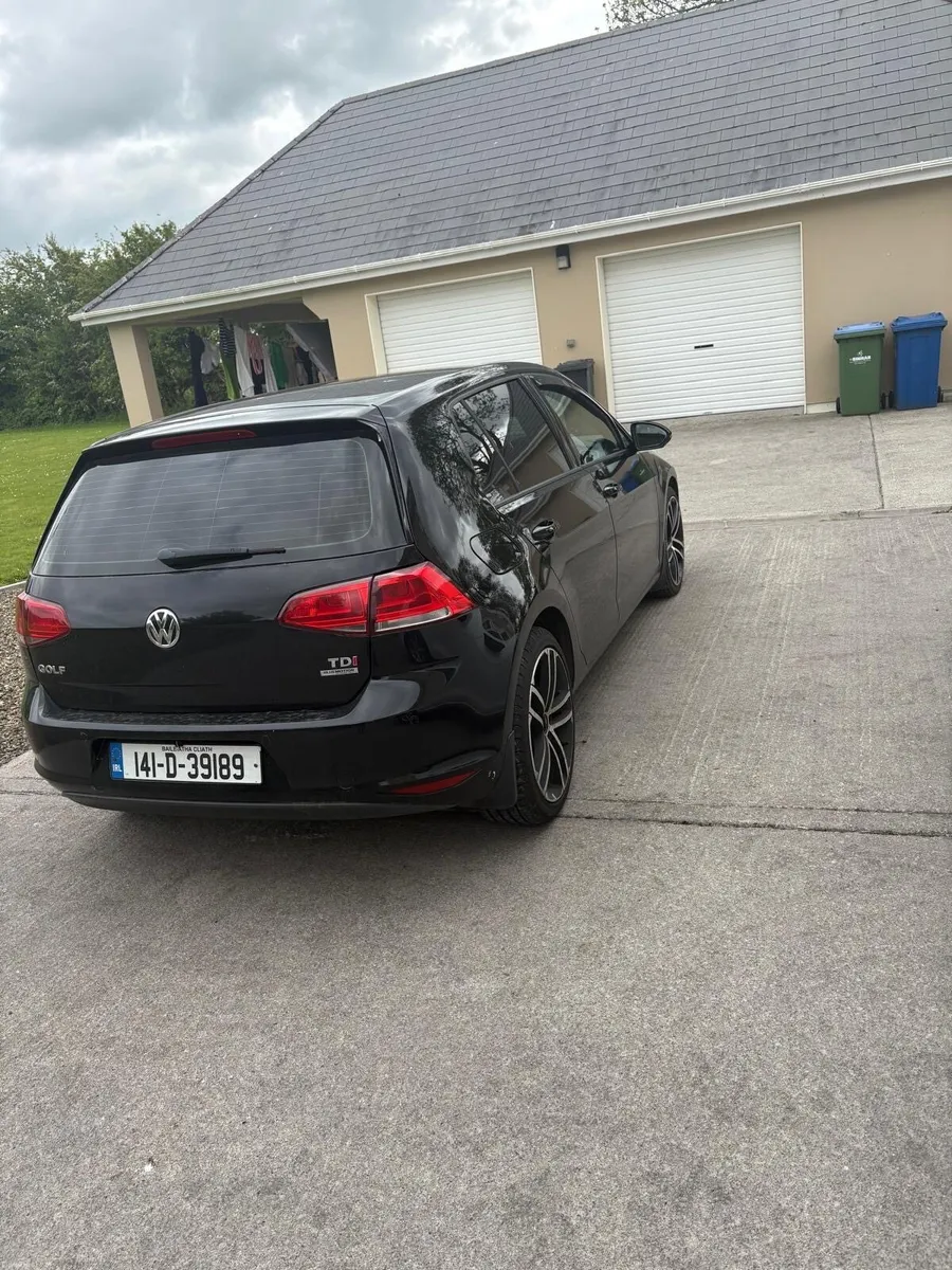 Volkswagen Golf - Image 4