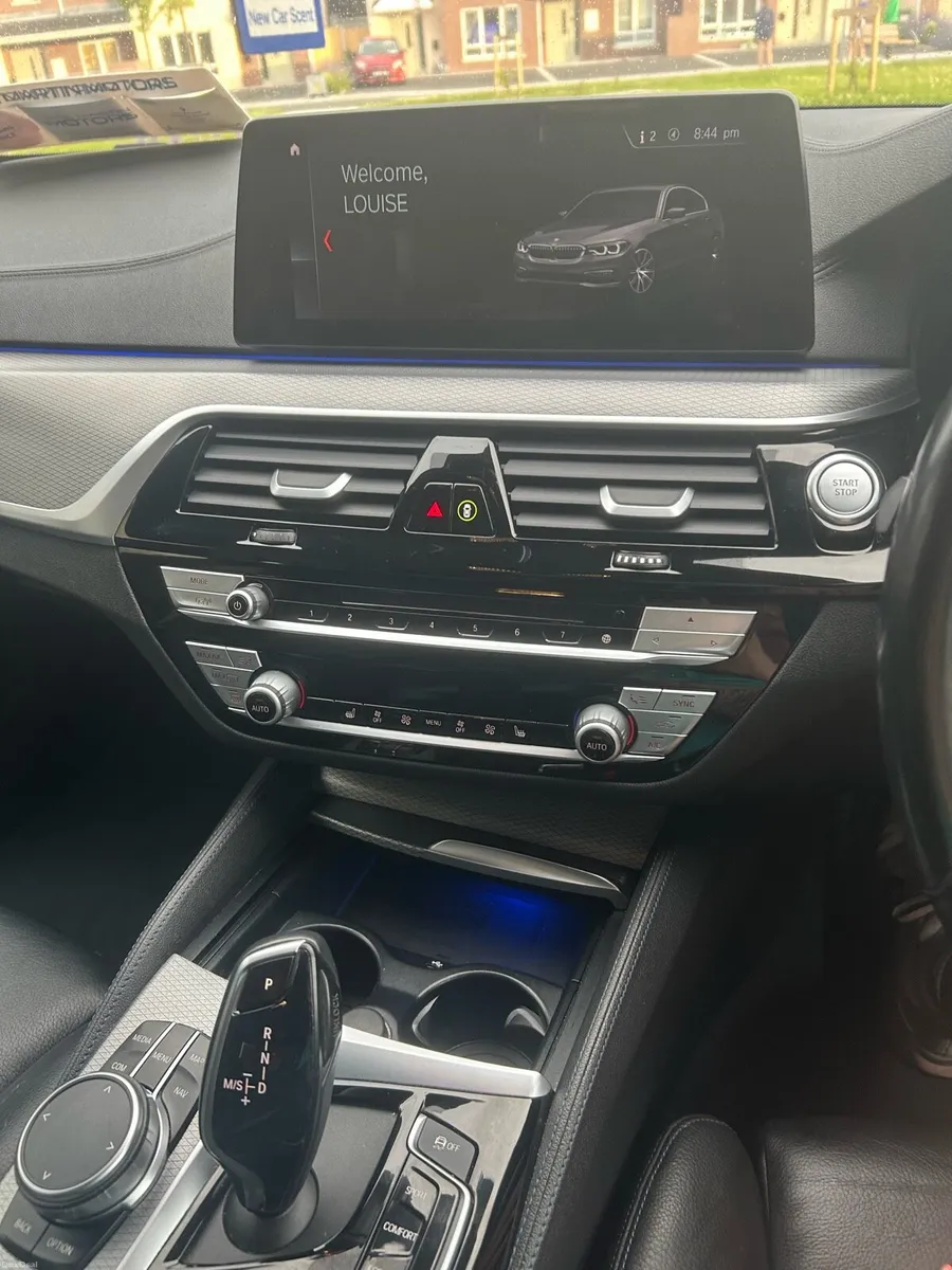 BMW 5 series hybrid (( Low mileage)) - Image 3