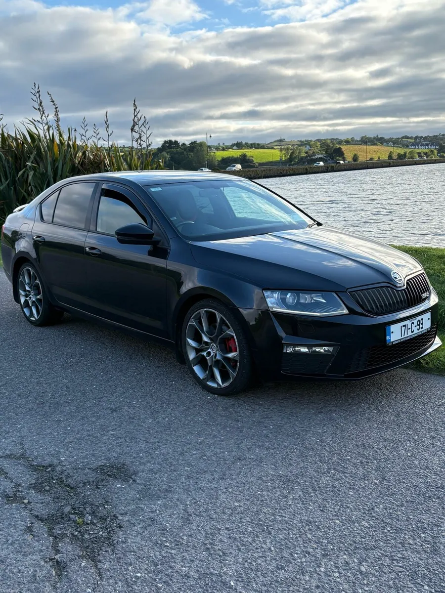 SKODA OCTAVIA VRS 2.0 DIESEL - Image 4