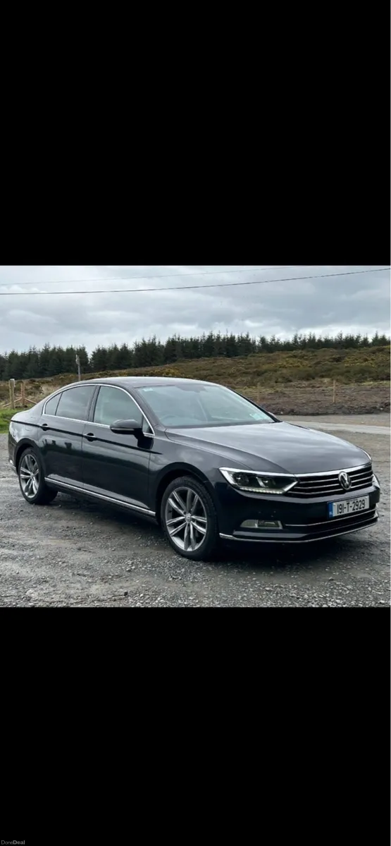 2L Auto Volkswagen Passat - Image 1