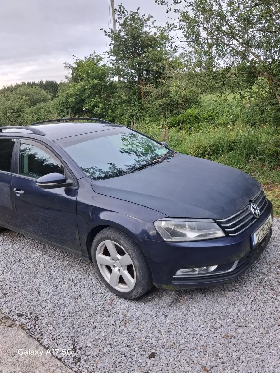 Volkswagen Passat 2012 - Image 3
