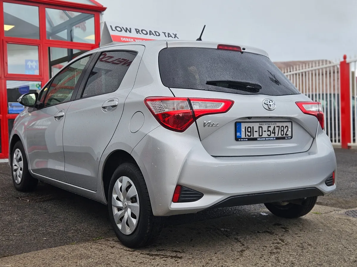 Toyota Vitz 2019 - Image 6