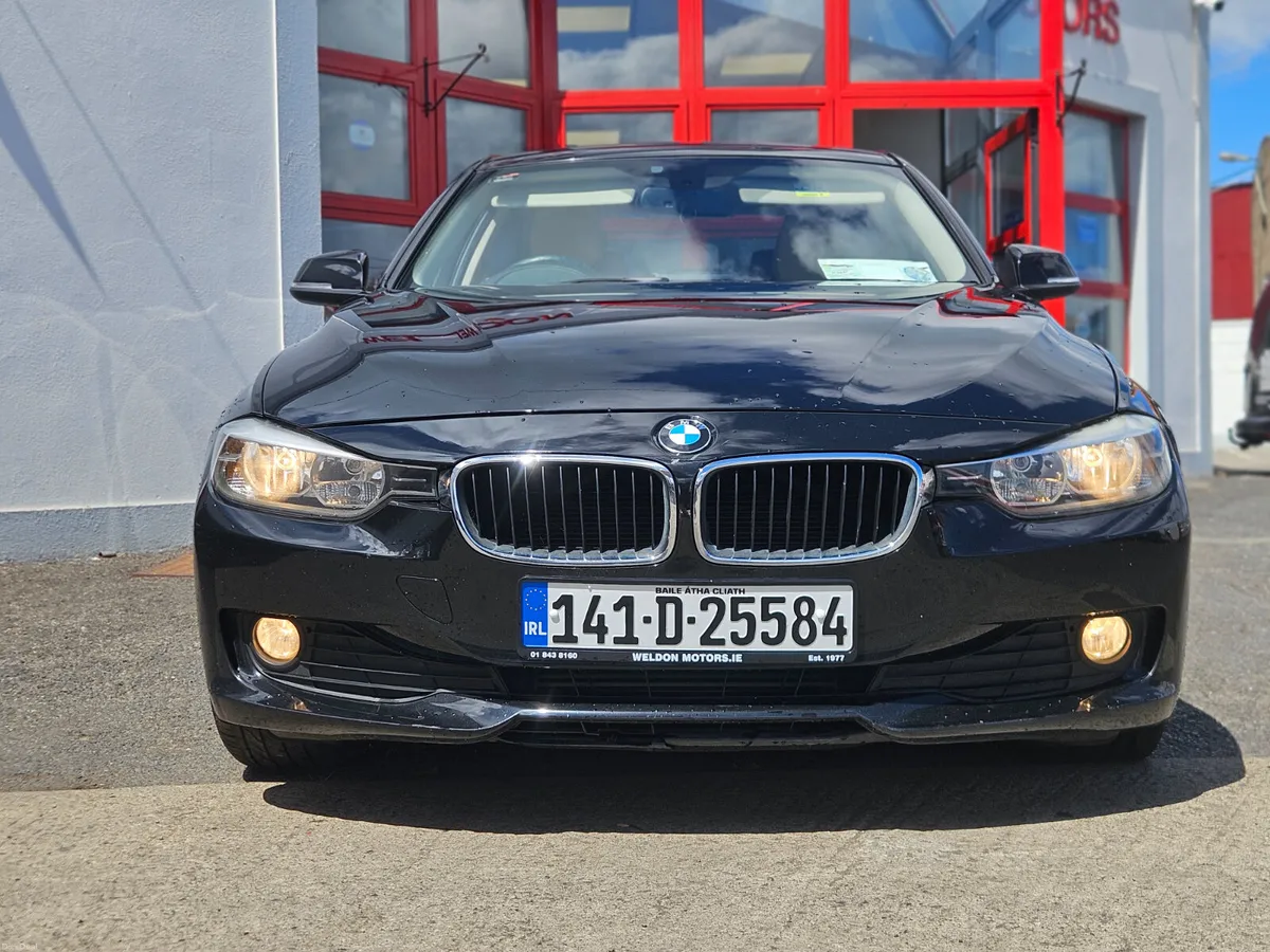 BMW 3-Series 2014 - Image 2