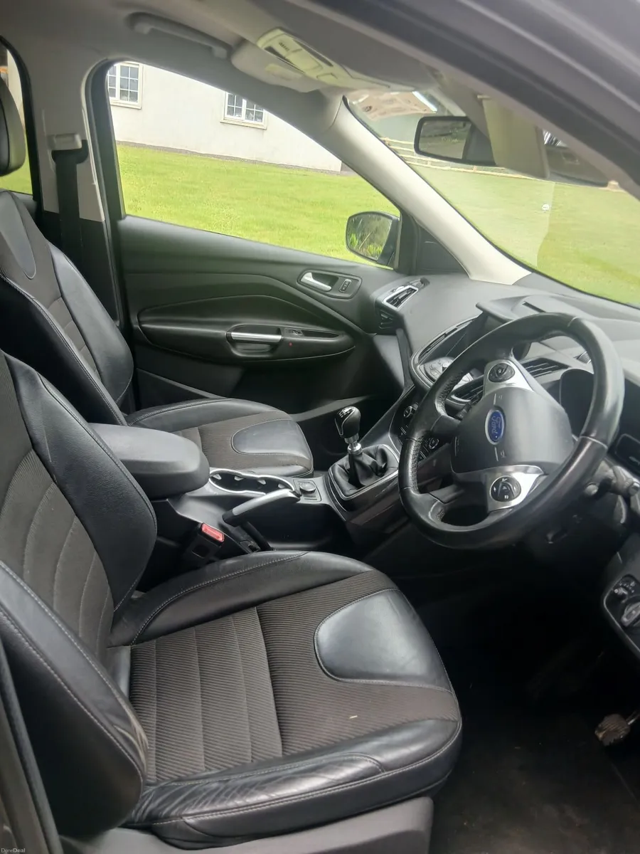 Ford Kuga 2.0 tdci - Image 6