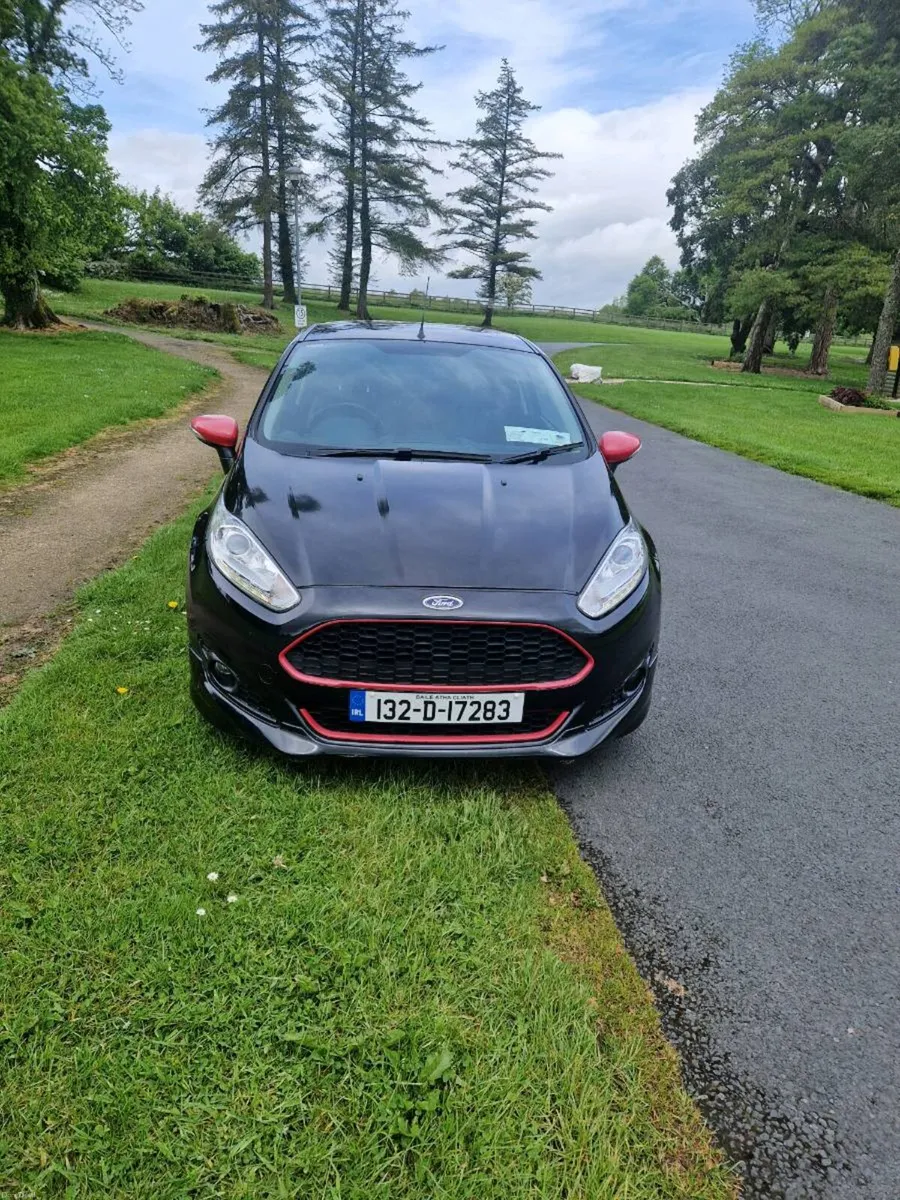 Car - Image 2