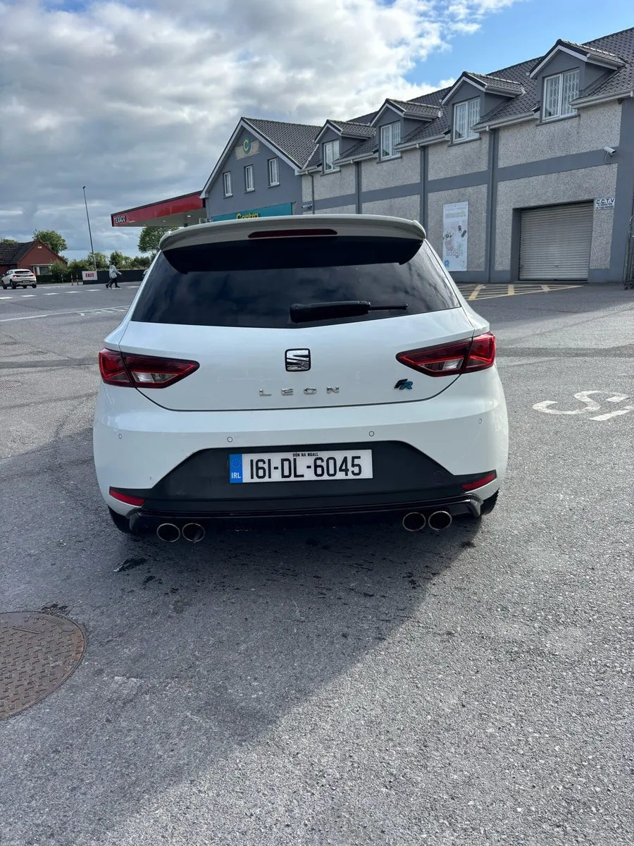Seat Leon FR 2.0 TDI - Image 2