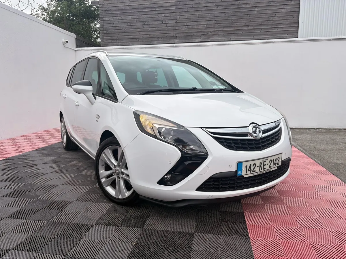 142 Vauxhall zafira tourer 2.0cdti Sri Nct/tax - Image 4