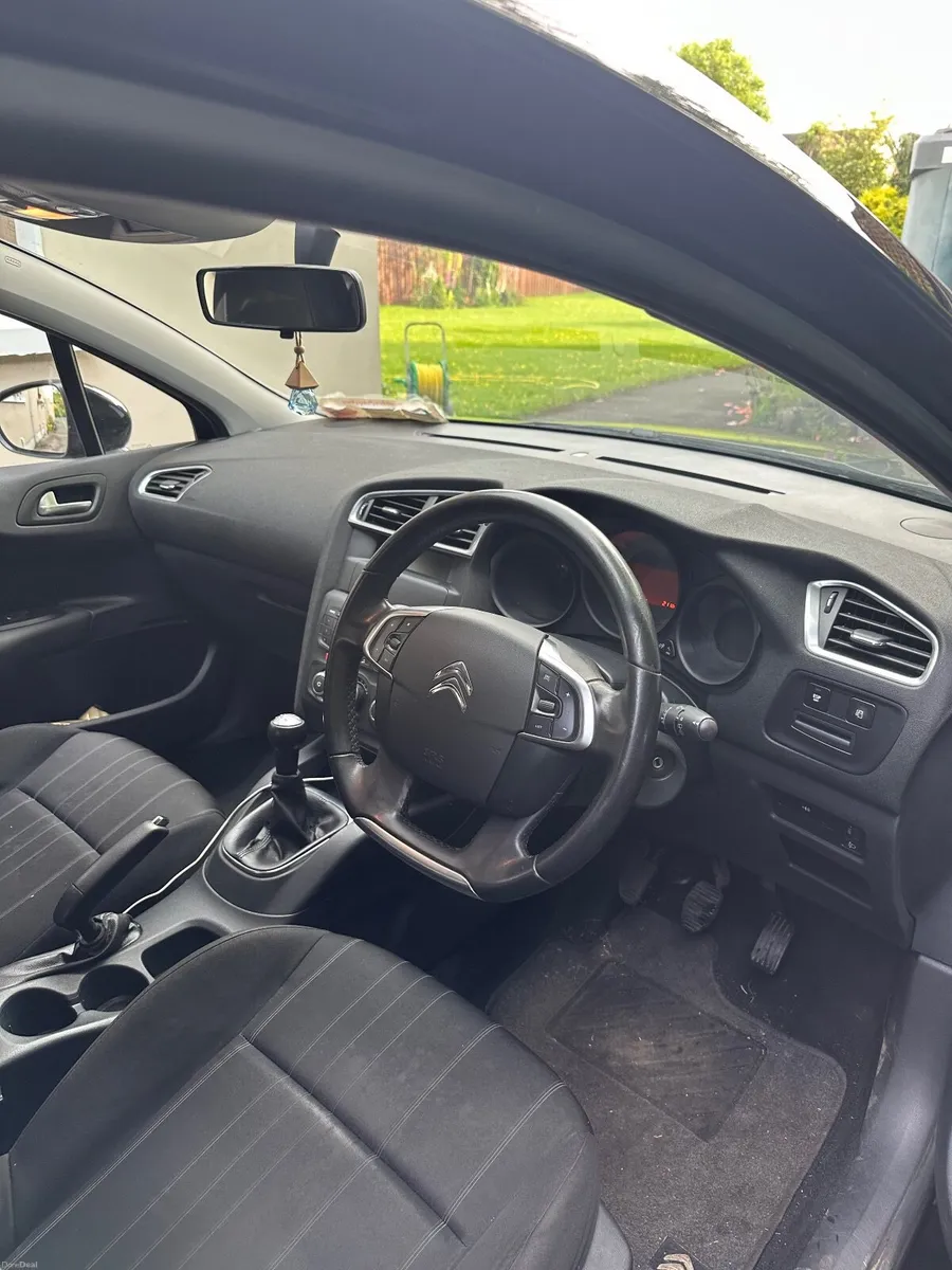 Citroen C4 2014 - Image 2