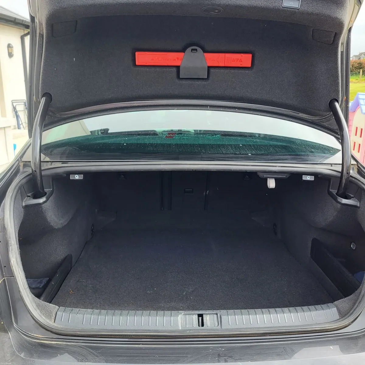 Volkswagen Passat 1.6 TDI Highline - Image 6