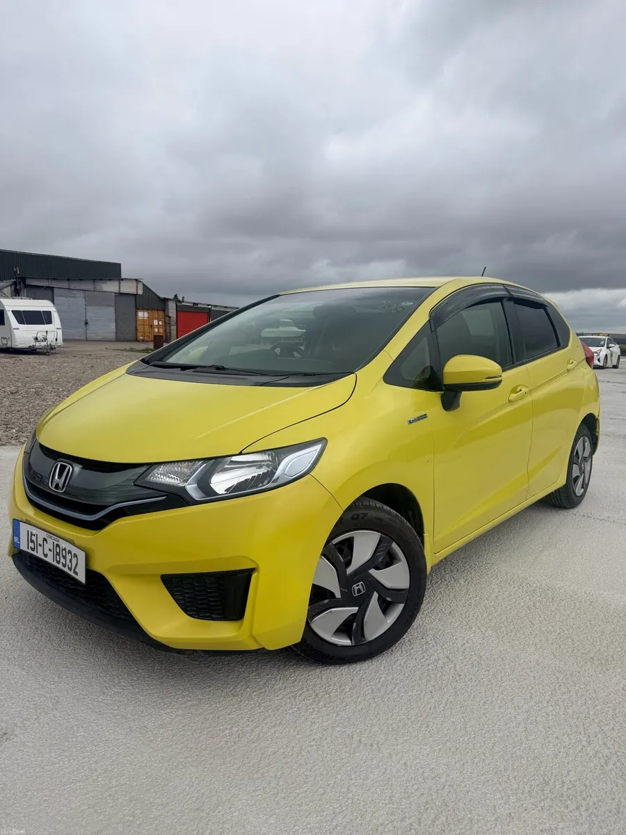Honda Fit Hybrid Automatic - Image 1