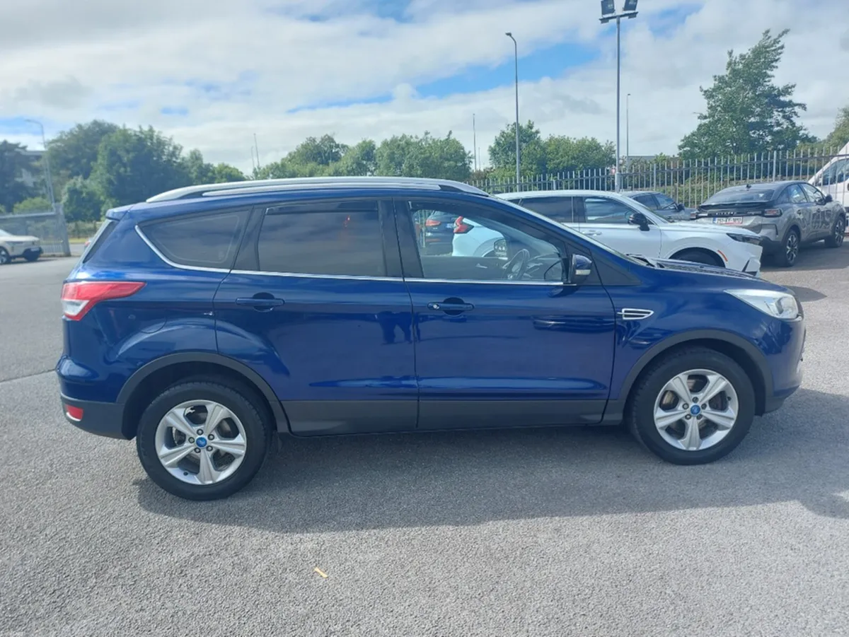 Ford Kuga 2.0 TDCI ZETEC 2WD 150PS 5DR - Image 5