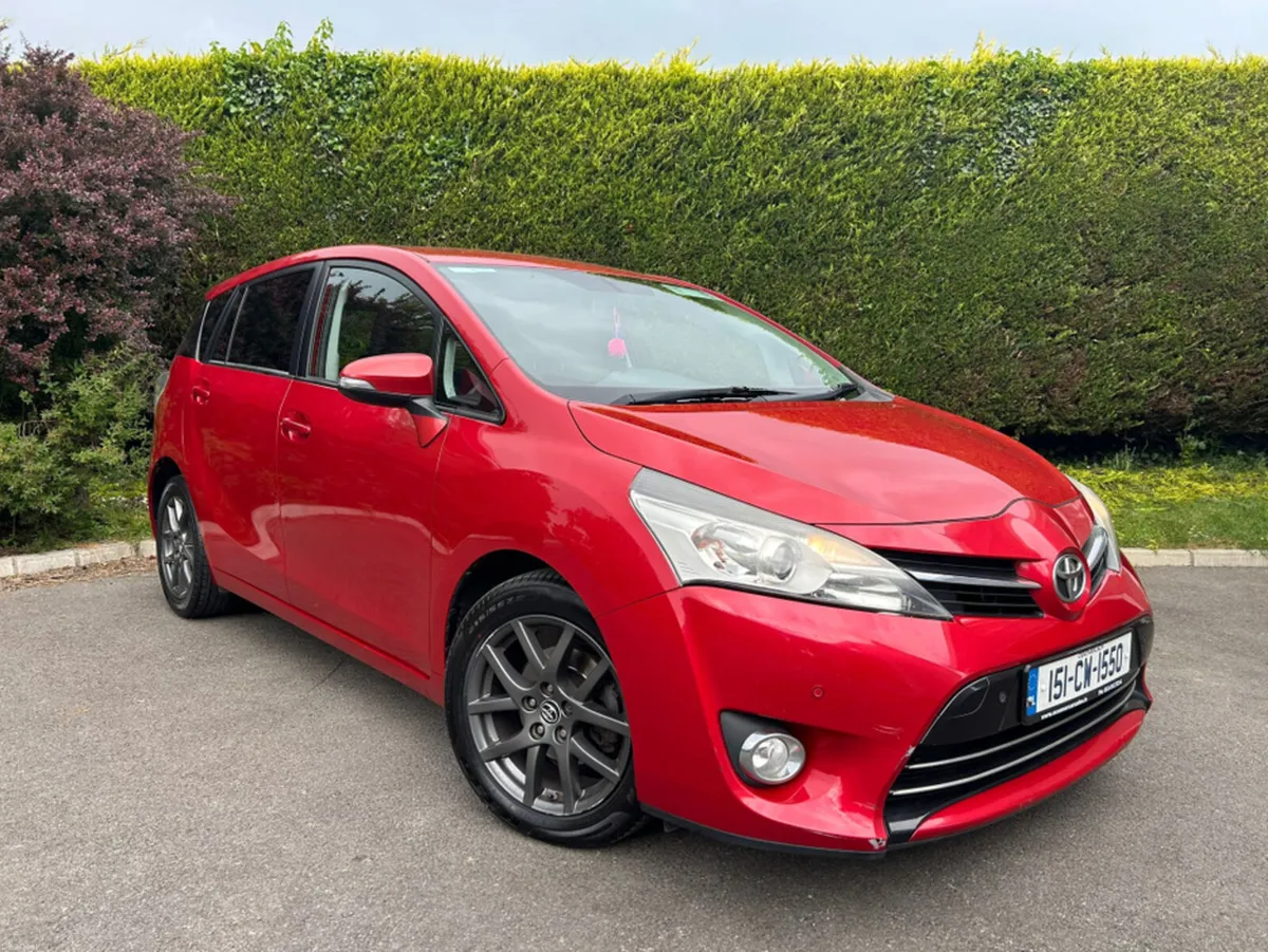 Toyota Verso TREND D-4D 5DR - Image 1